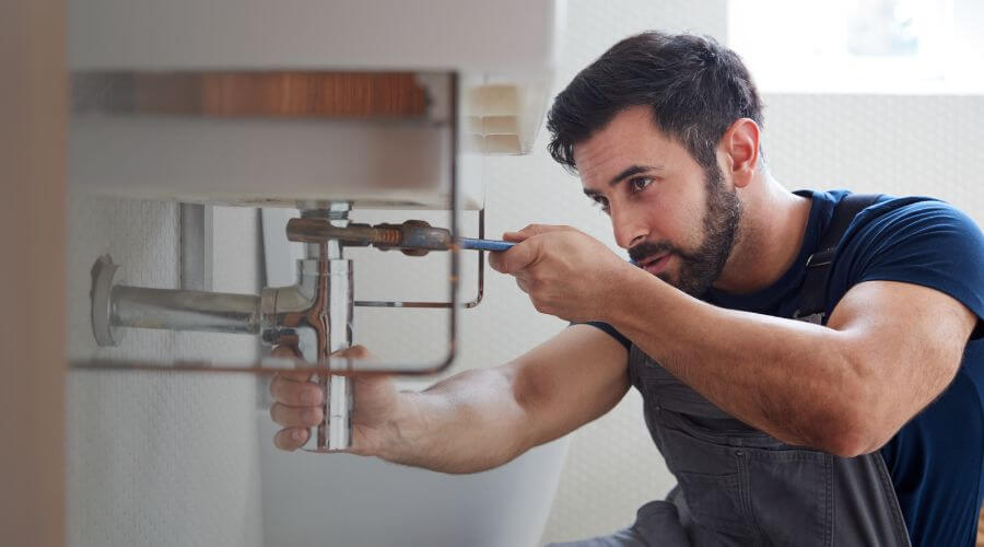 Sink pipe leak repair in Reelsville, IN